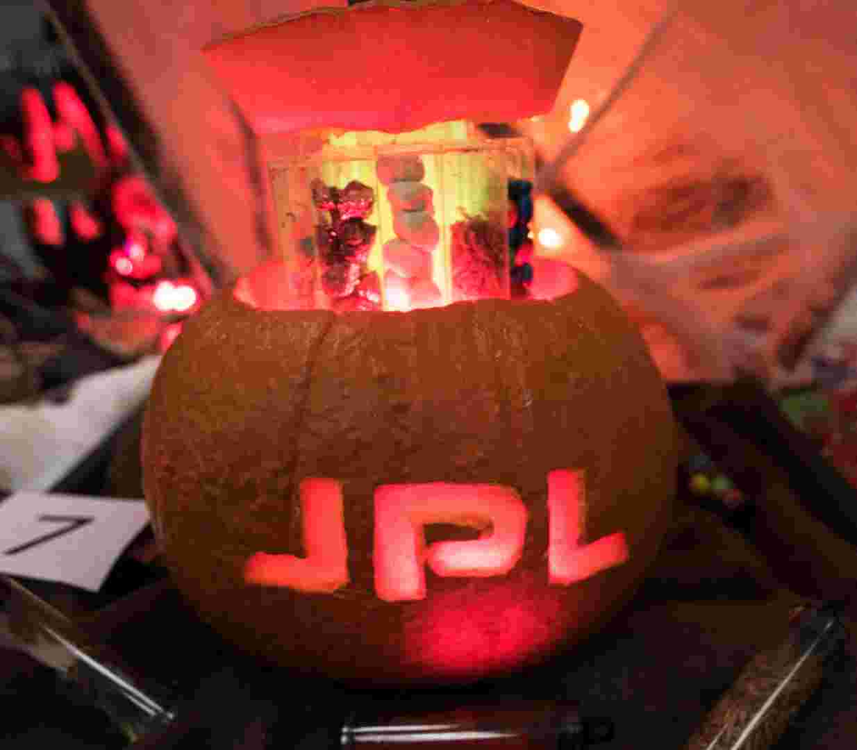 NASA-JPL年度南瓜雕比赛[图像画廊和视频]