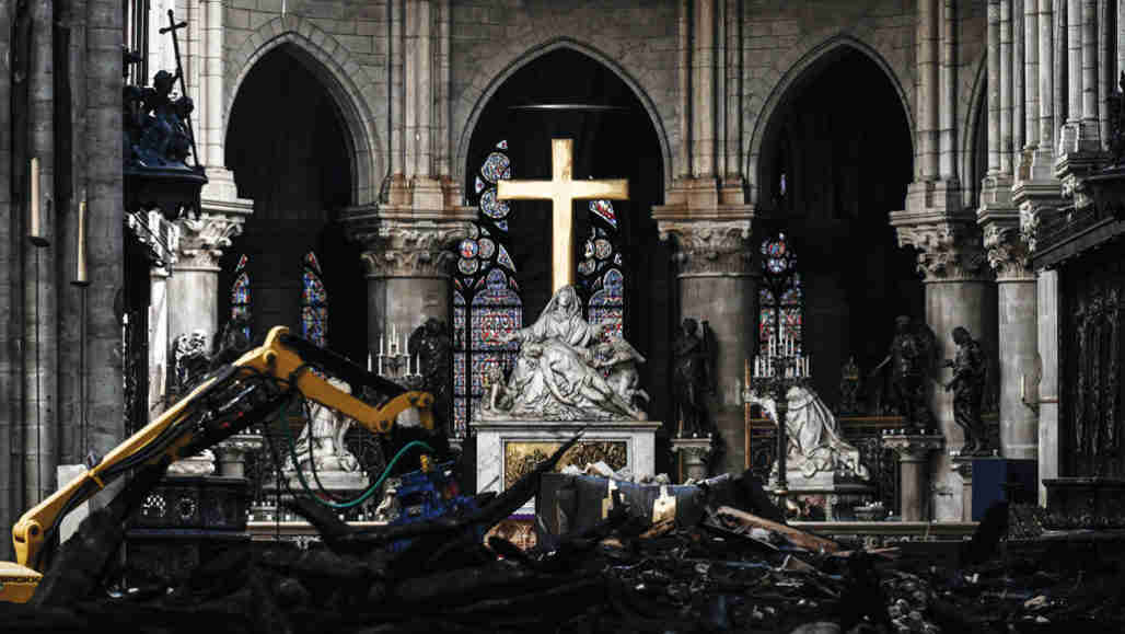 在Notre Dame火灾之后，科学家们一瞥大教堂的起源