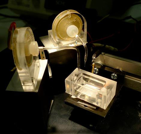 3D液滴打印机创建合成组织
