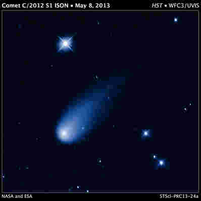 延时视频捕获彗星ISON朝向太阳