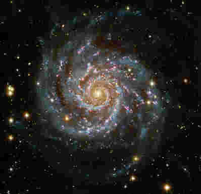 研究表明螺旋星系比以前的想法大