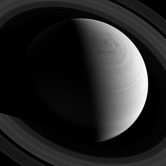卡西尼景色土星的六角形喷射溪流