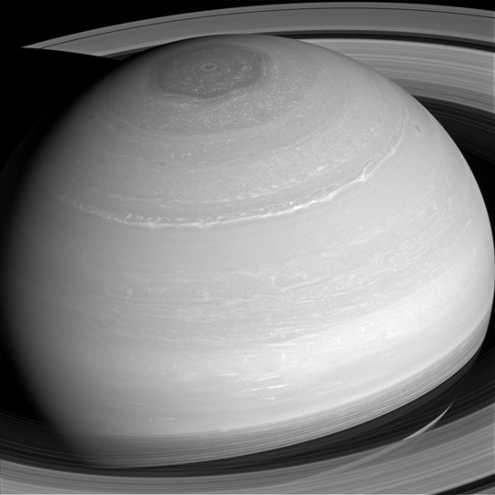 卡西尼号飞船将土星绘为“彩绘”