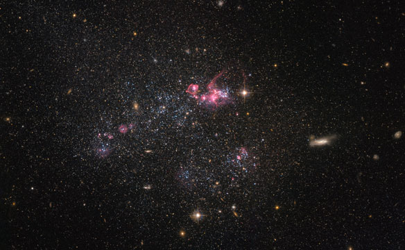 本周的哈勃图像 - 一个明显的矮人银河系