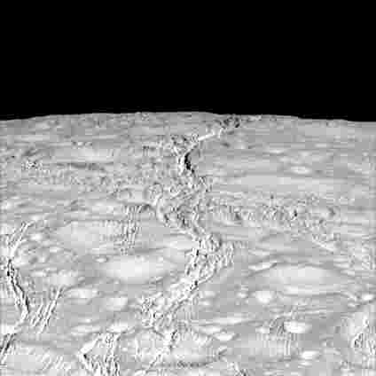 NASA的Cassini揭示了Saturn的月球Enceladus的新观点