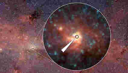 Spitzer为天文学家提供了一种观看银河系巨大黑洞的新途径