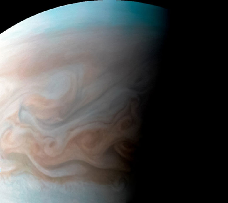 朱诺航天器欣赏木星Cloudscape
