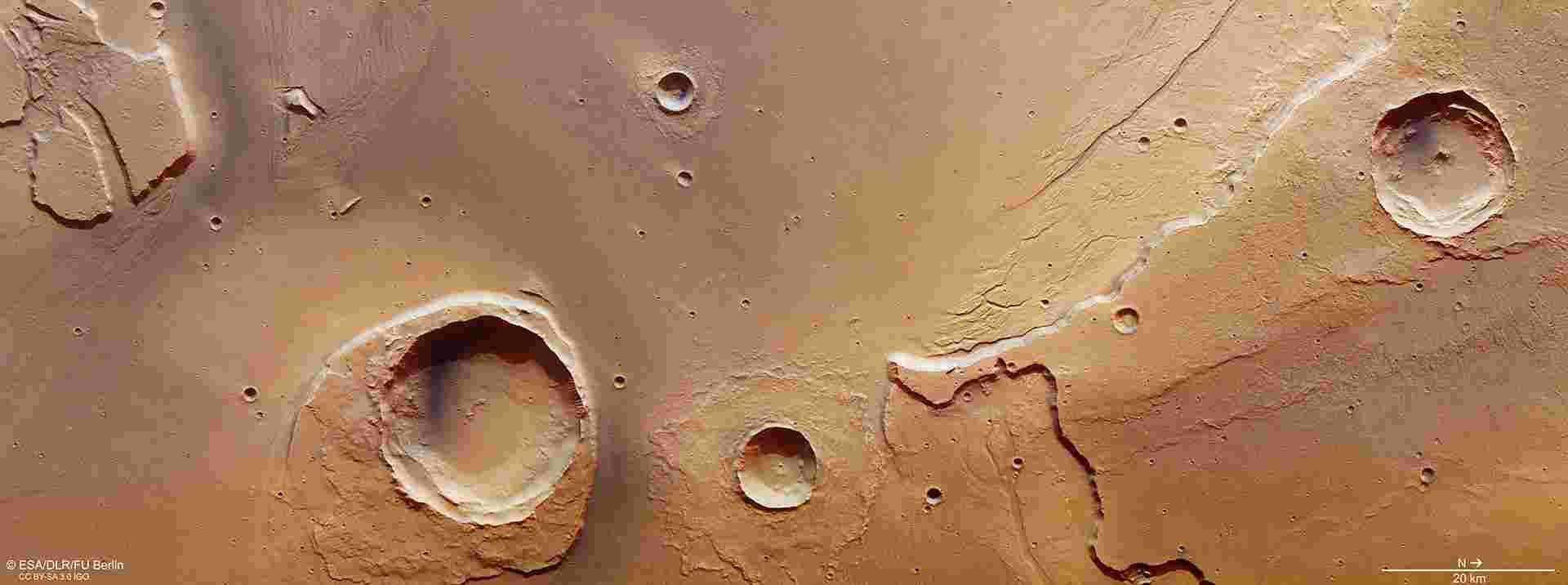 ESA的火星表达MARS上洪水的遗留