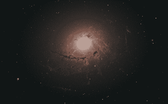 哈勃揭示了NGC 4696的尘土飞扬的长丝