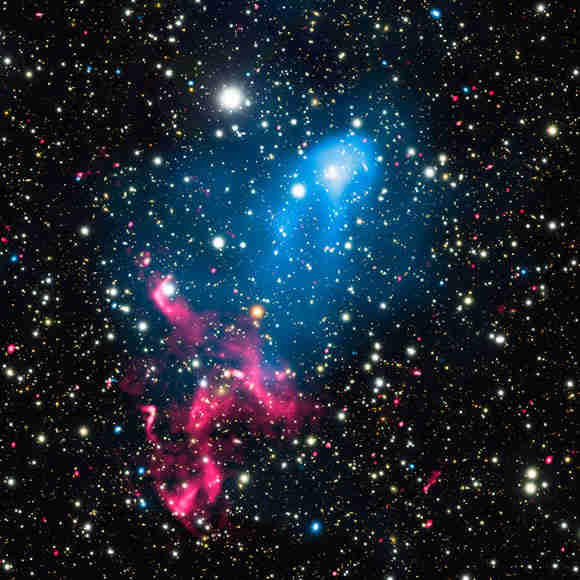 天文学家在Abell 3411和3412中发现宇宙粒子加速器