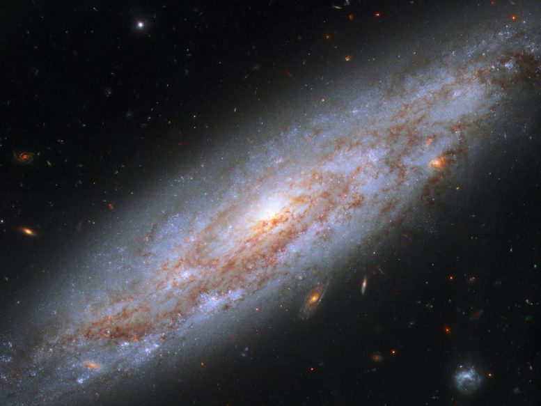Hubble望远镜景观星级螺旋星系Galaxy NGC 3972