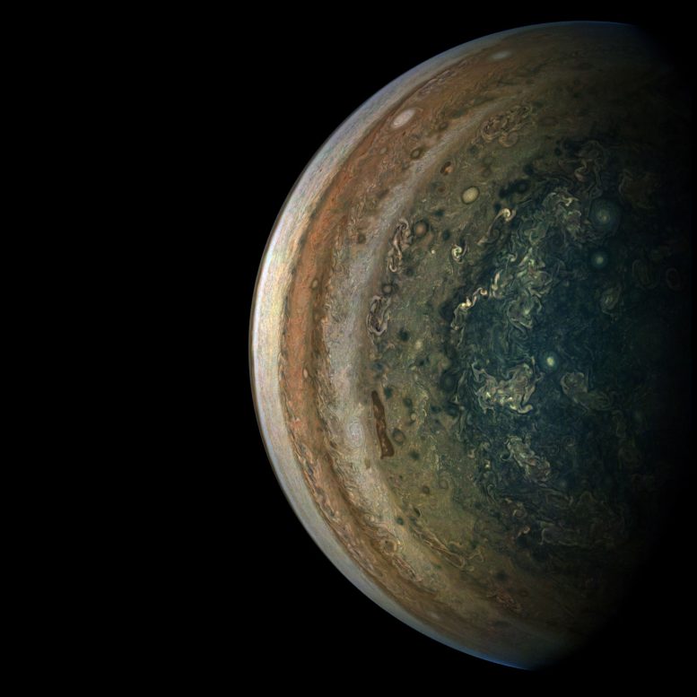 朱诺捕捉了木星旋转南半球的惊人视图