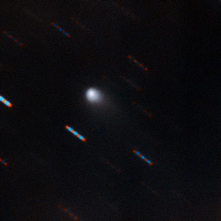 多色图像中捕获的史无前例的星际彗星