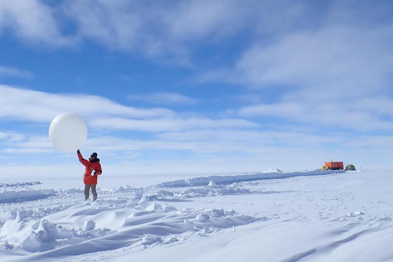 风化的南极风暴和气象气球数据的重要性