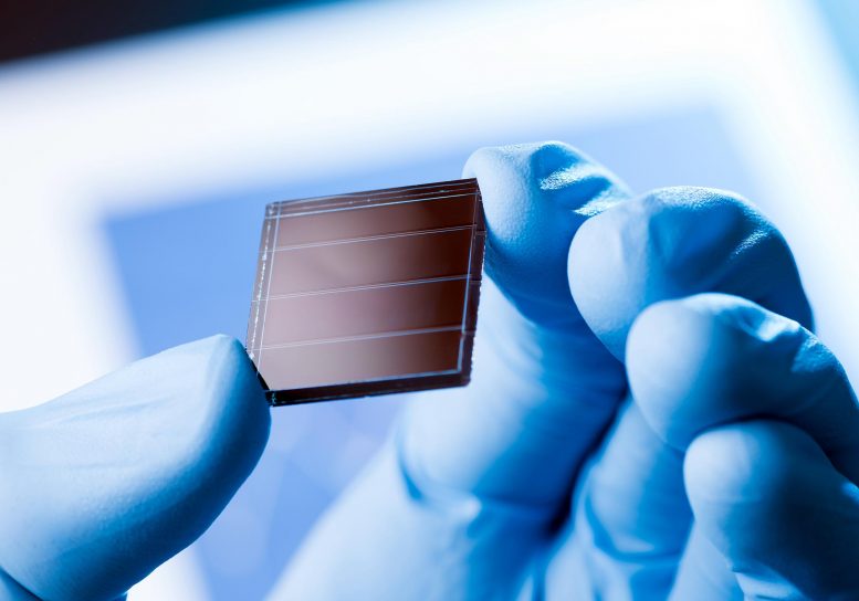 太阳能电池效率随着创新的二维材料而增加