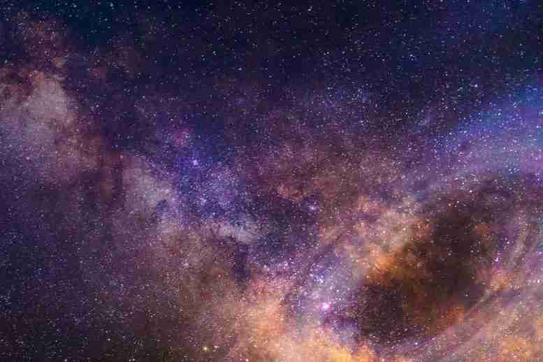 暗物质可能是银河系中心神秘的伽玛辐射的来源