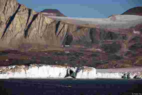 冰川凝结的海洋加剧了格陵兰冰原的融化