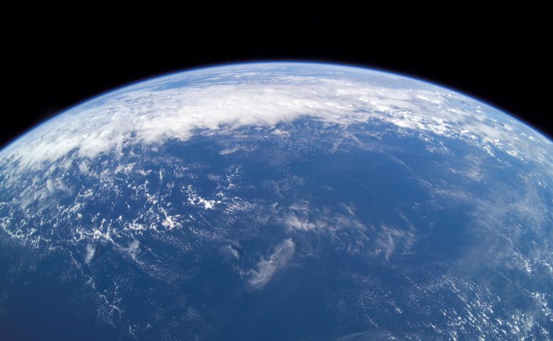 早期地球可能曾经是“水世界”-可能被全球海洋覆盖了32亿年前