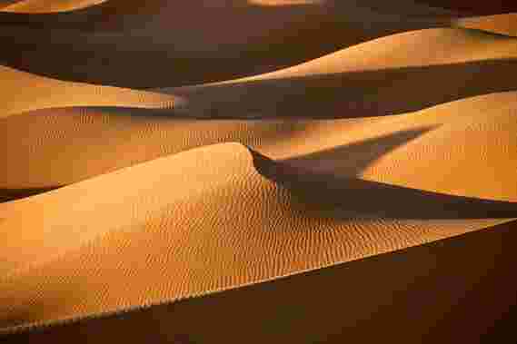 物理研究人员发现沙丘可以“互相沟通”
