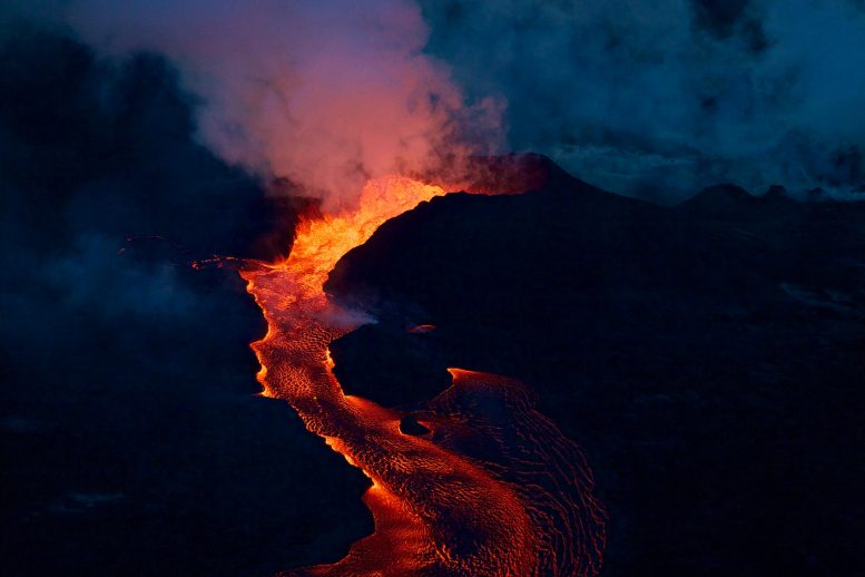 破坏性的kīlauea火山火山喷发被夏威夷极端天气触发