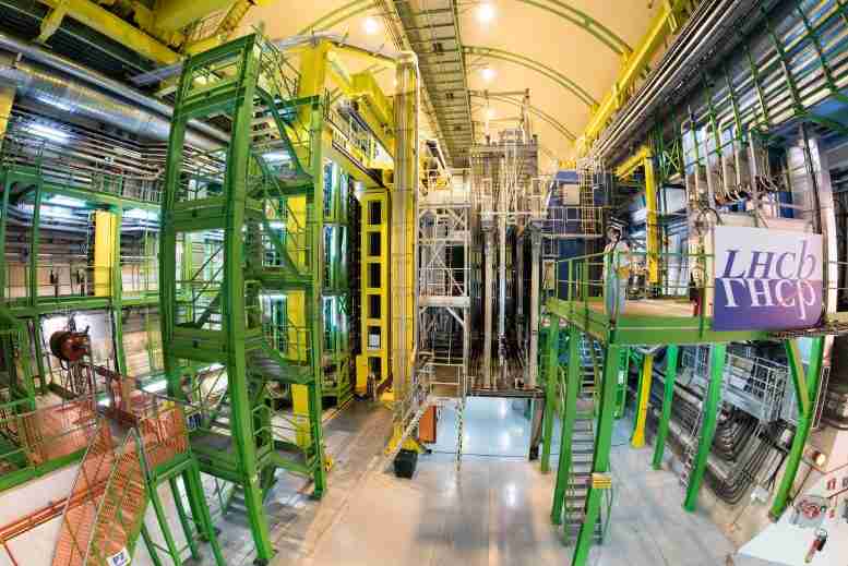 CERN有趣的结果表明标准粒子物理模型具有张力