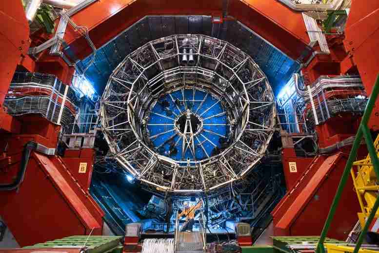 大型强子撞机的新反物质实验将有助于寻找暗物质
