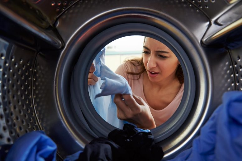 如何洗衣服，使它们使用寿命更长？科学家找到答案