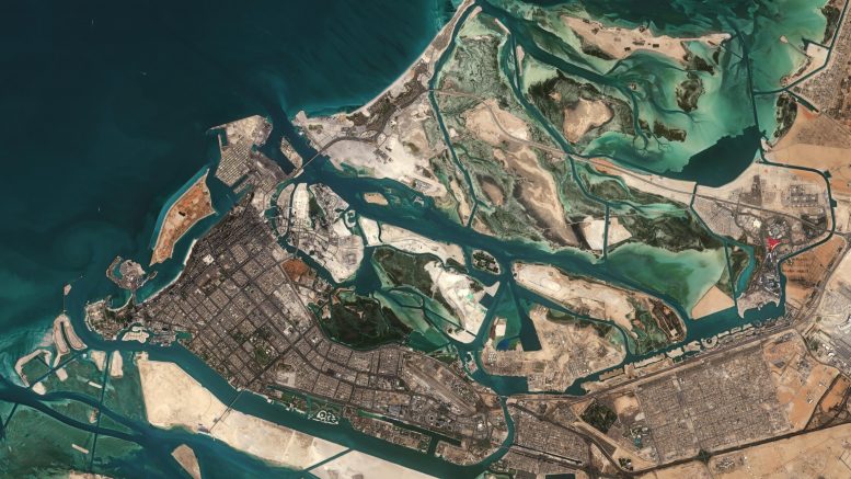 太空中的地球：Abu Dhabi令人难以置信的观点
