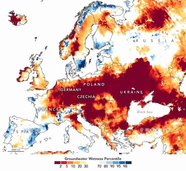 卫星地图显示了欧洲地下水的干旱迹象