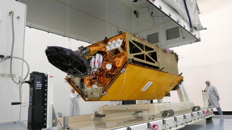 先进的新型航天器将以极高的精度监视海平面上升和大气温度