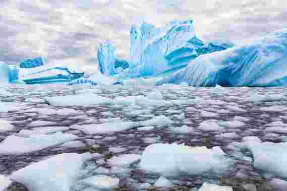 即使在控制下降的气候变化，也可能在南极洲继续崩溃