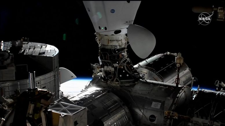 双龙：Spacex货物龙码头到国际空间站