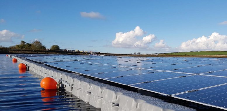 浮动太阳能电场可以帮助保护湖泊和水库免受气候变化的有害影响