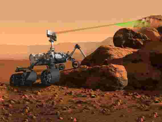 美国宇航局的坚持斗道使用其Supercam仪器在火星上激光Zap A岩石